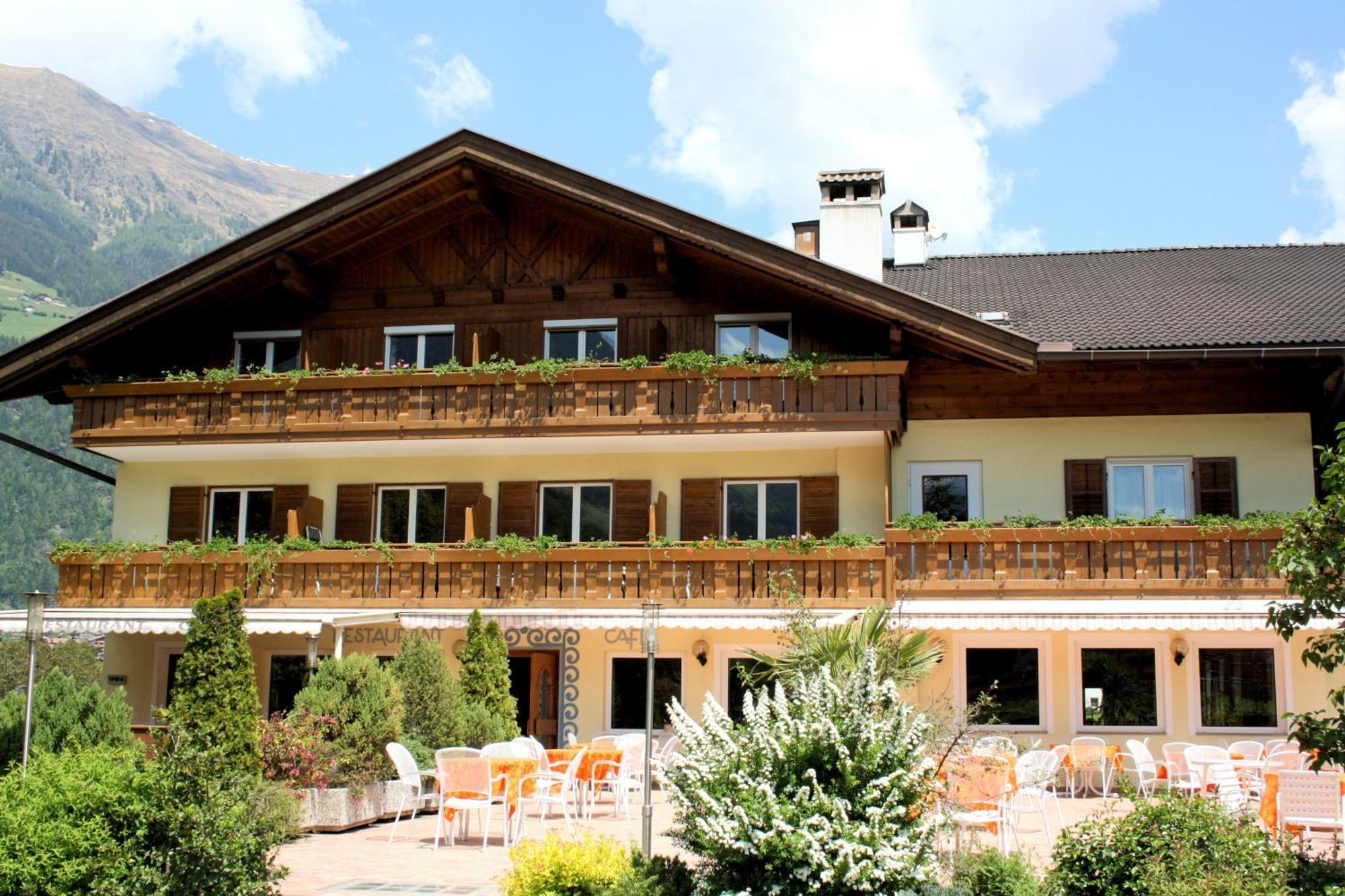 Hotel Klotz Сан-Леонардо-ин-Пассирия Экстерьер фото